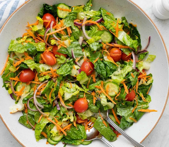 5 Salad Stars You Can Grow in One Raised Bed